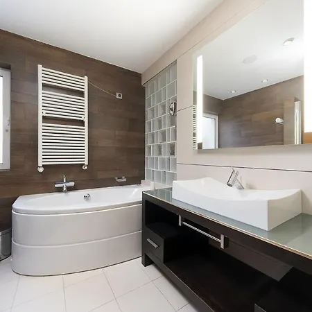 3 Bedroom In Vale Da Pinta Golf Villa *