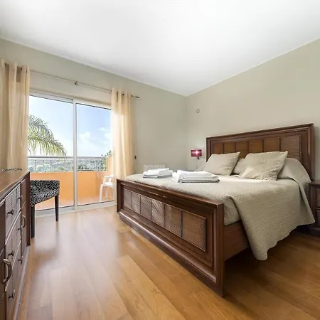 3 Bedroom In Vale Da Pinta Golf Villa Carvoeiro (Lagoa)